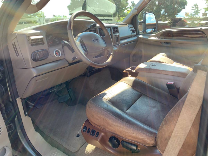 It has always cracked me up how bad the dash is on these trucks. Big panel gaps and buttons made for people who type with boxing gloves.